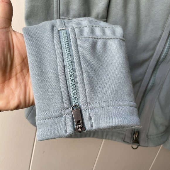 ATHLETA Moto Jacket Sz Medium Minimalistic Grey #982849 FALL 2021 Women’s - Picture 6 of 12